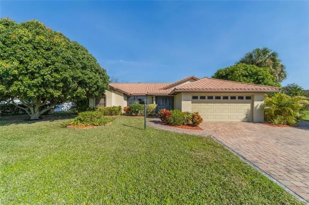7015 Treasure Island Road Leesburg FL 34788