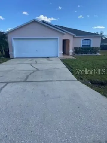 712 Palaiseau Court Kissimmee FL 34759