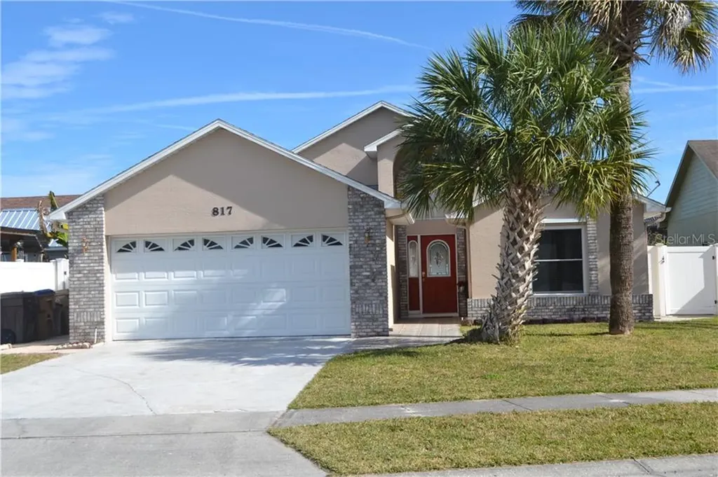 817 Country Crossing Court Kissimmee FL 34744