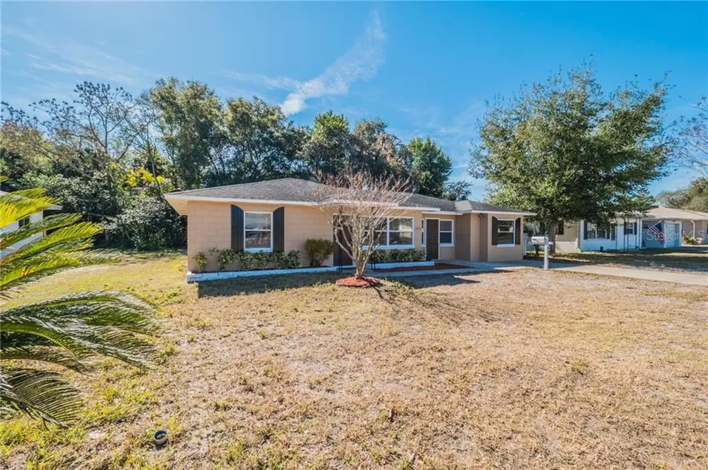 2814 Westland Road Mount Dora FL 32757