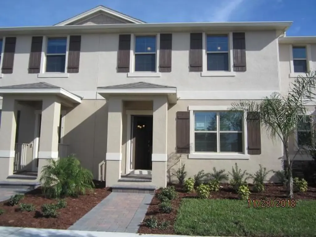 9942 Sunny Mews Alley Winter Garden FL 34787