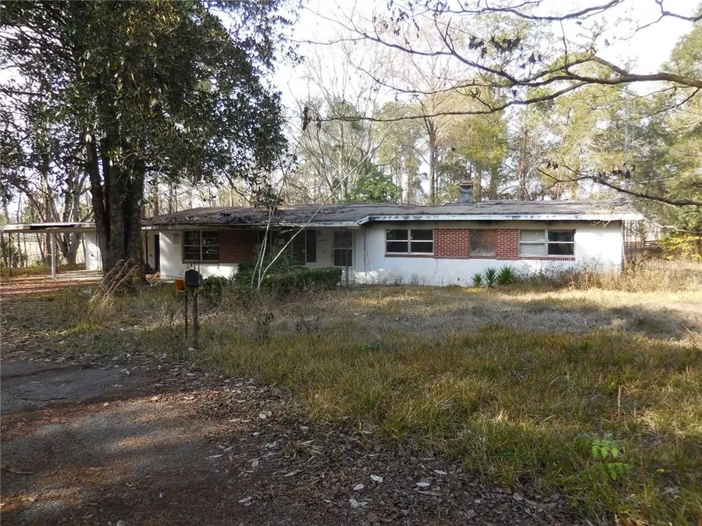 18151 & 18153 NE Highway 27 Alt Williston FL 32696