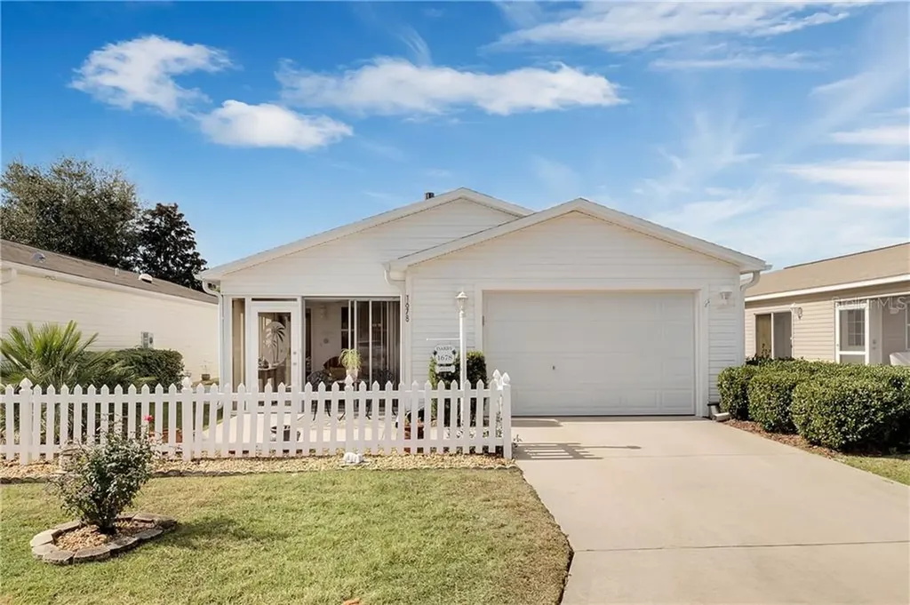 1678 Whitmire Terrace The Villages FL 32162