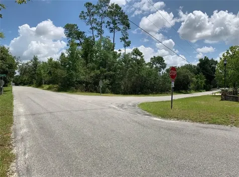 126 Lake Drive Debary FL 32713