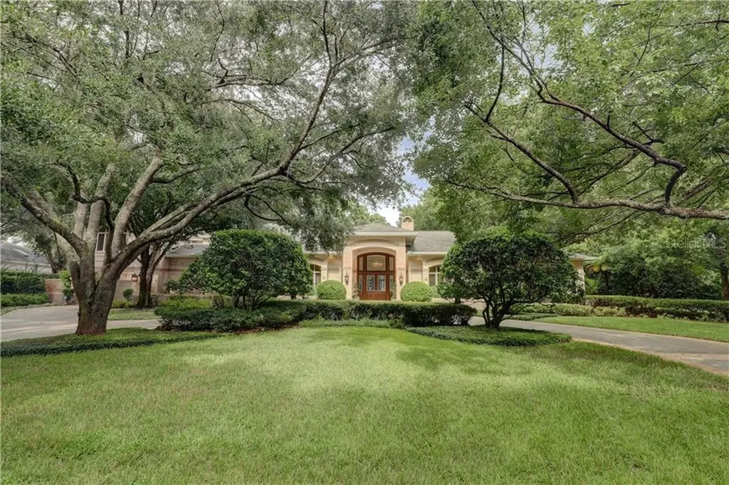 16408 Millan De Avila Tampa FL 33613