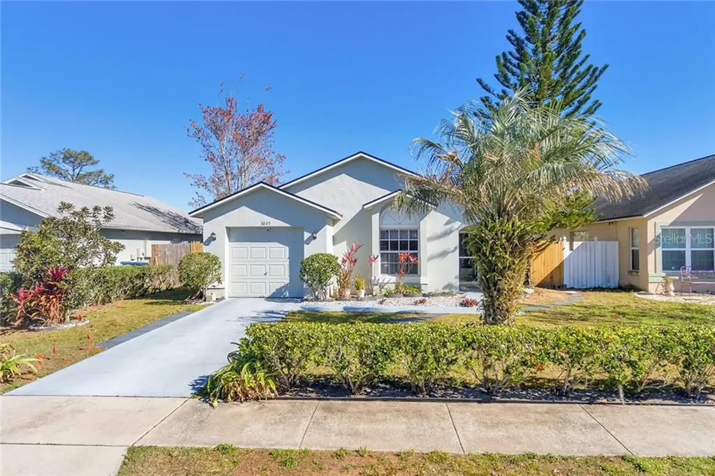1045 Lejay Street Orlando FL 32825