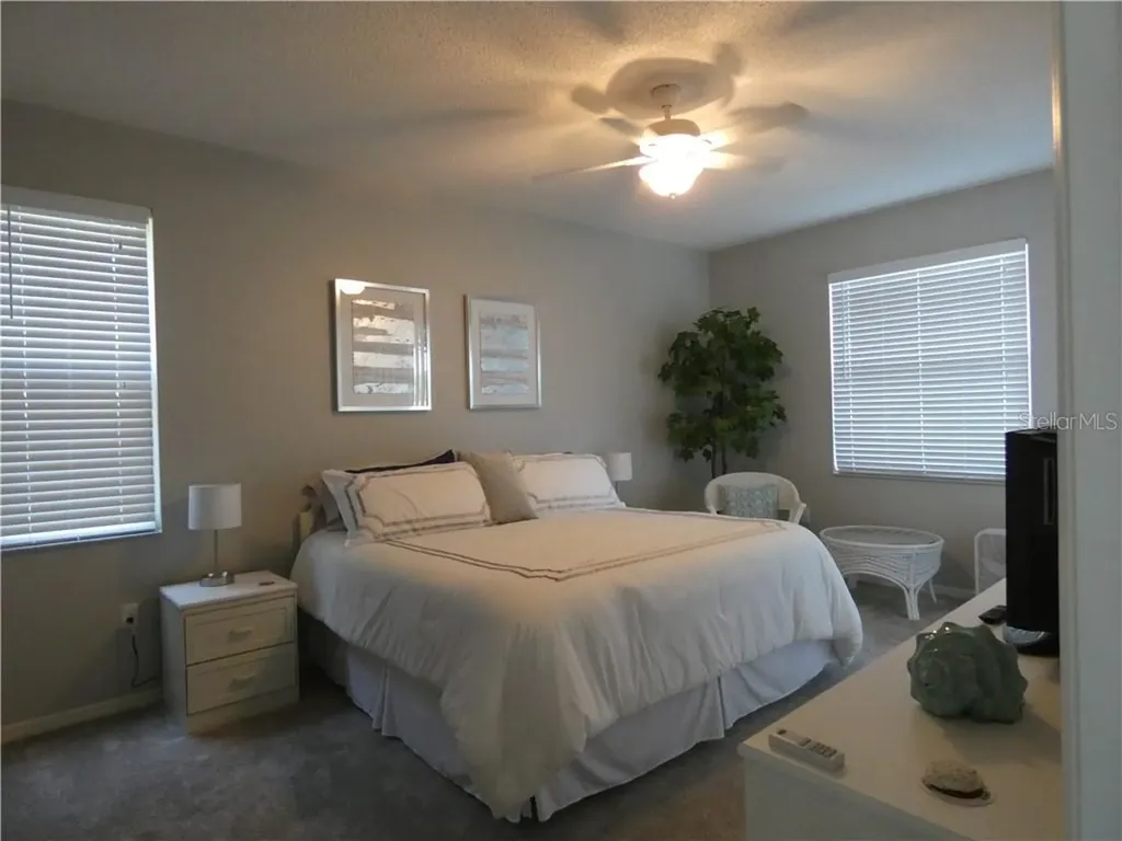 8735 Olde Hickory Avenue Sarasota FL 34238