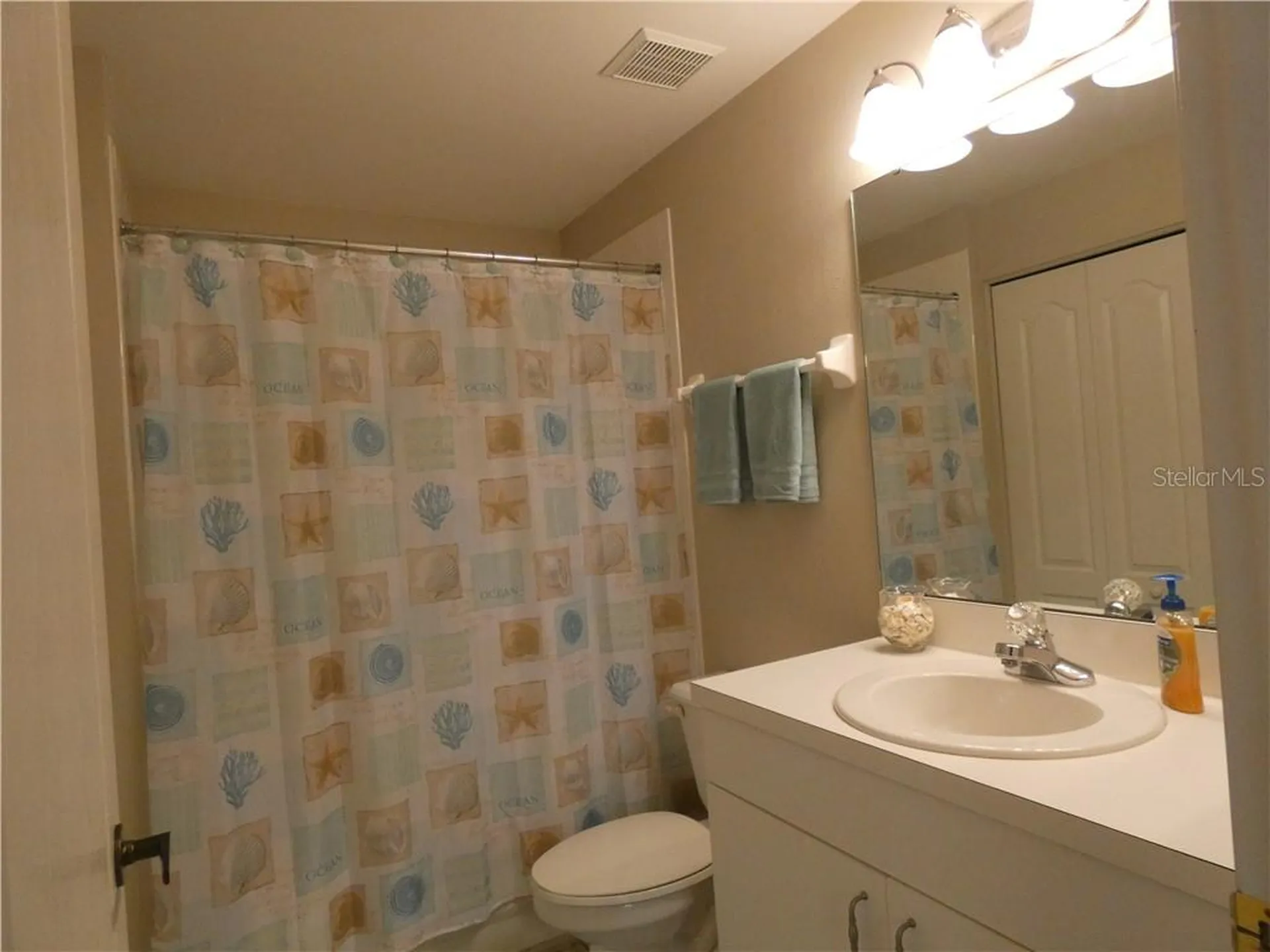 8735 Olde Hickory Avenue Sarasota FL 34238