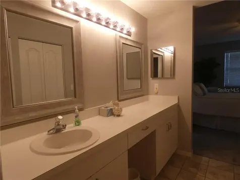 8735 Olde Hickory Avenue Sarasota FL 34238