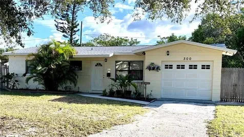 300 Lewis Boulevard SE St Petersburg FL 33705