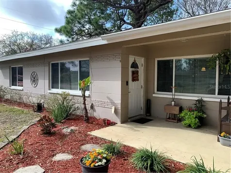 3880 61st Street N St Petersburg FL 33709