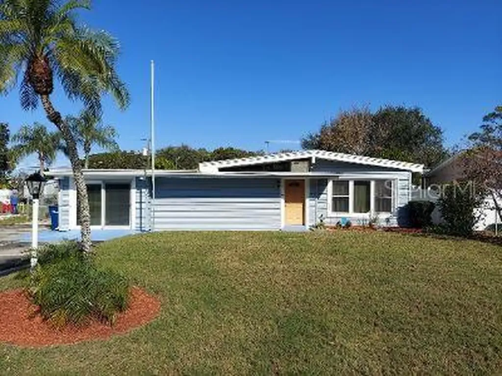 3107 52nd Avenue Drive W Bradenton FL 34207