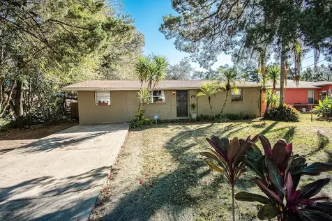 8411 N 46th Street Tampa FL 33617