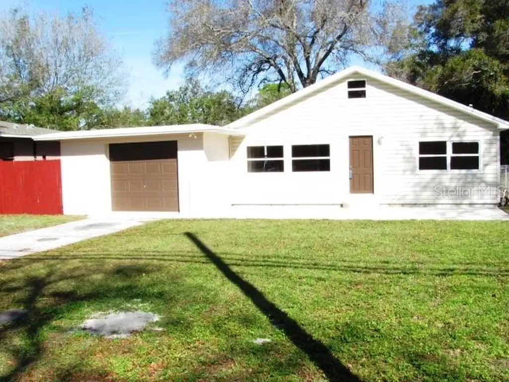 6371 76th Avenue N Pinellas Park FL 33781