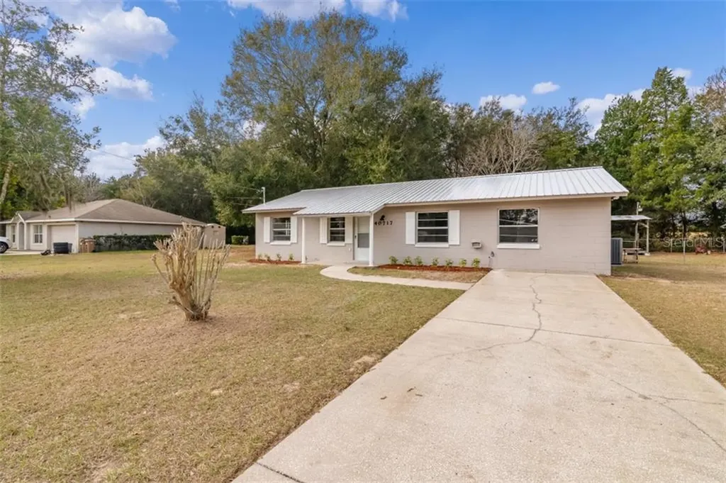40717 W 6th Avenue Umatilla FL 32784
