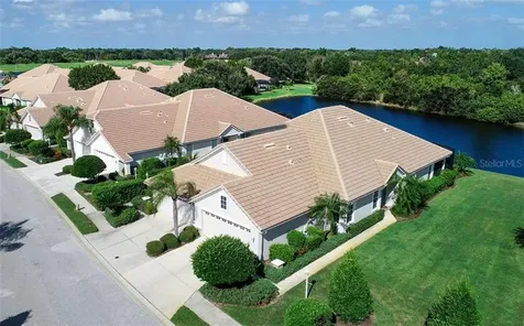 7025 Woodmore Terrace Lakewood Ranch FL 34202