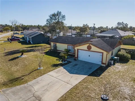 2901 Flynn Street Deltona FL 32738