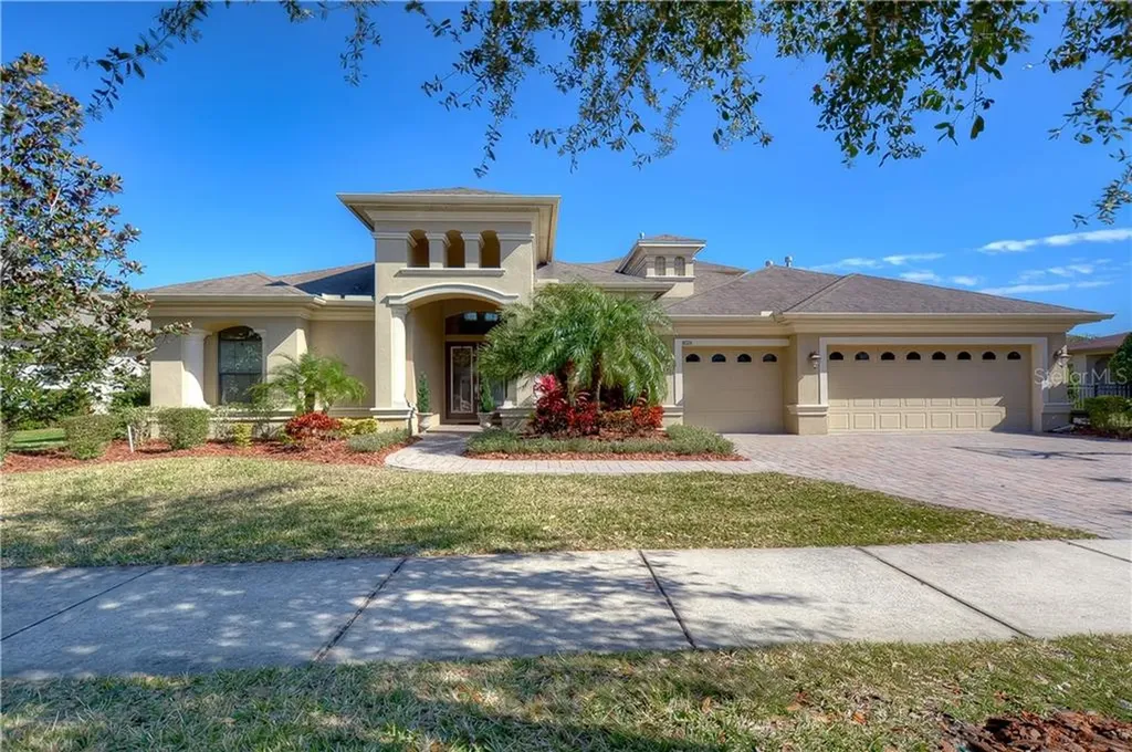 16324 Palmettoglen Court Lithia FL 33547
