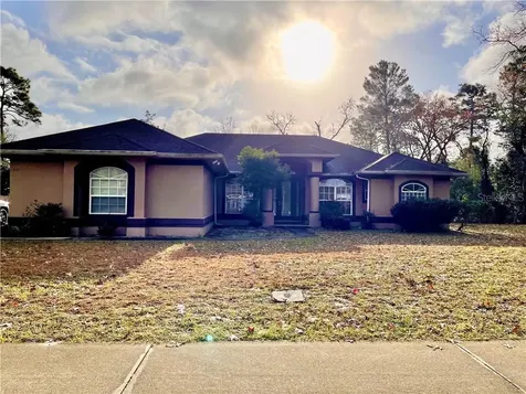 901 Courtland Boulevard Deltona FL 32738