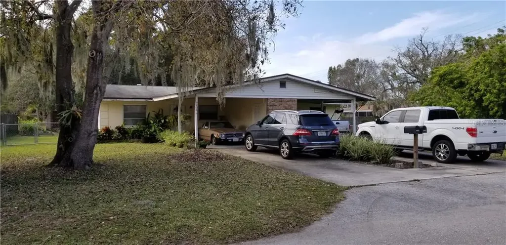 5204 23rd Street W Bradenton FL 34207