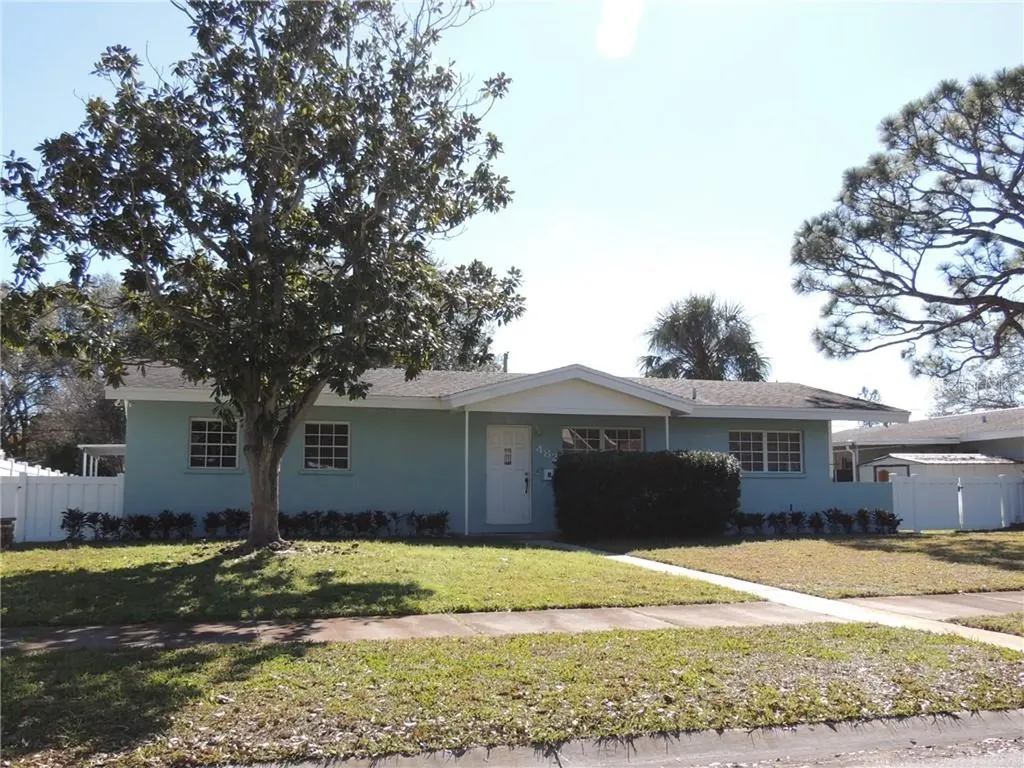 482 42nd Avenue N St Petersburg FL 33703