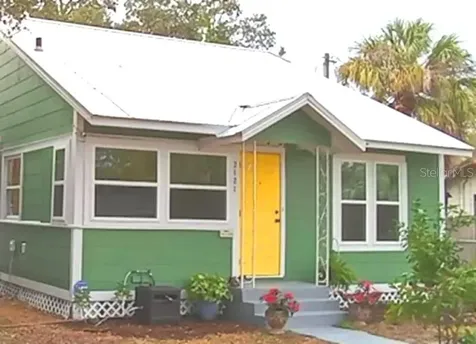 2421 49th Street S Gulfport FL 33707