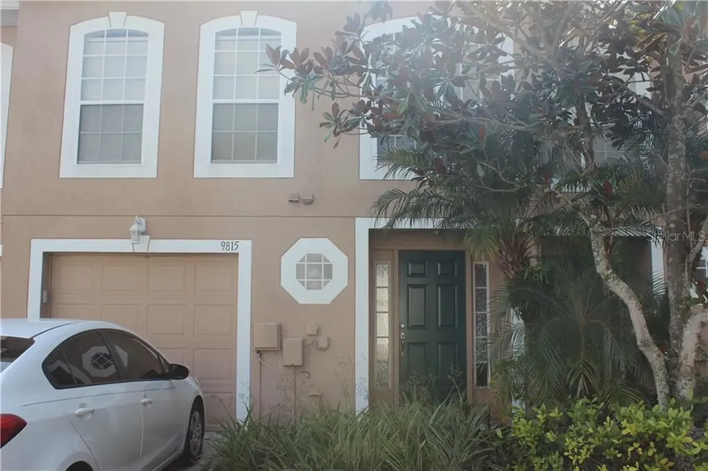 9815 Ashburn Lake Drive Tampa FL 33610