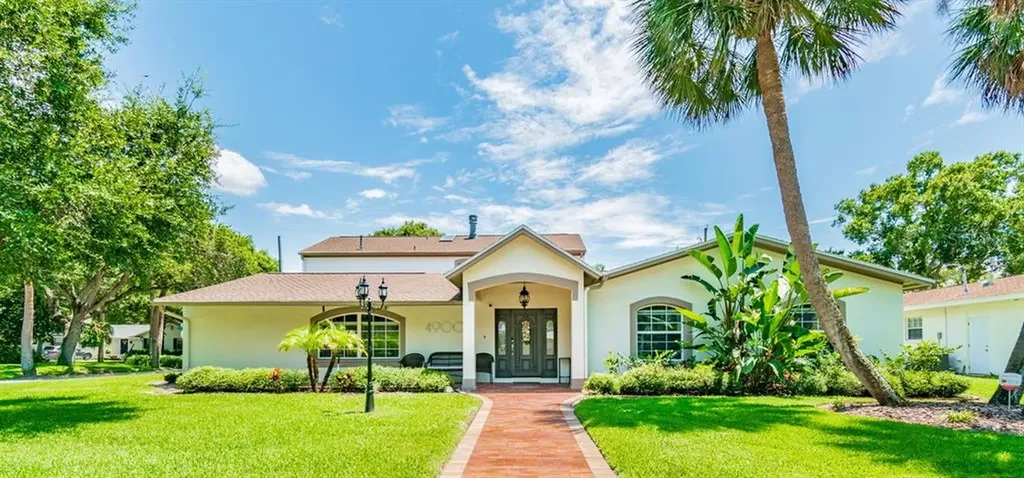 4900 W San Nicholas Street Tampa FL 33629