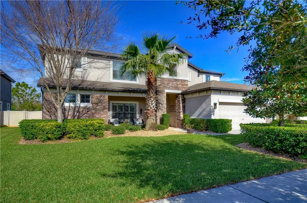 8450 Bluevine Sky Drive Land O Lakes FL 34637