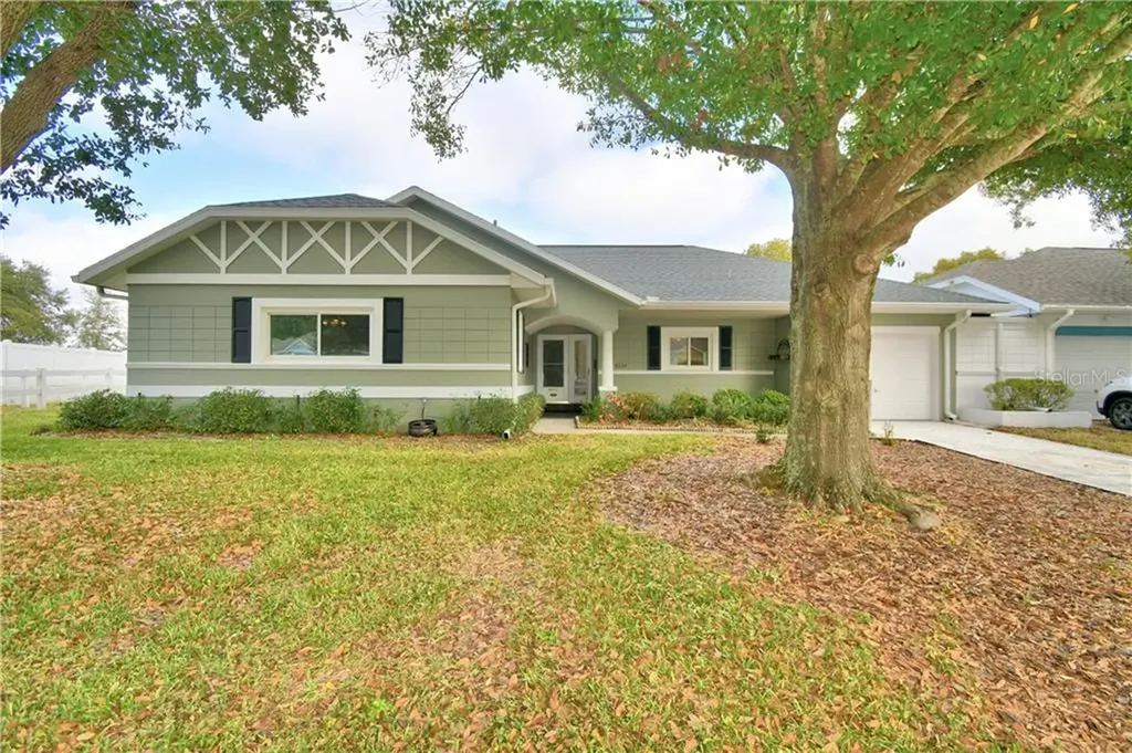 8262 Le Mesa Street Orlando FL 32827