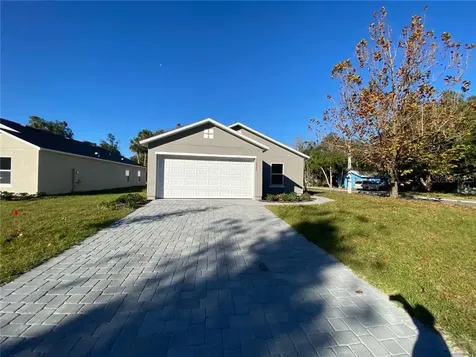 1555 N Orange Street Mount Dora FL 32757