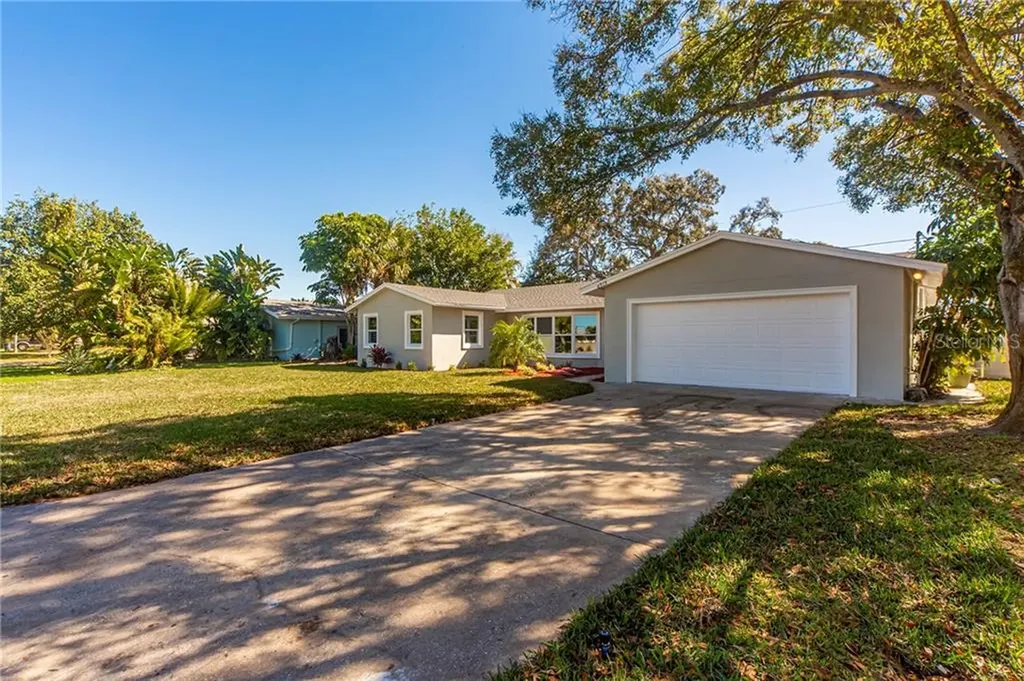 6713 Cardinal Drive S St Petersburg FL 33707