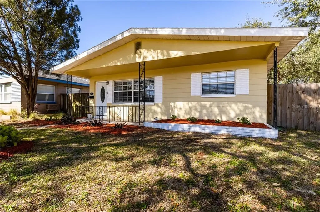 501 74th Avenue N St Petersburg FL 33702