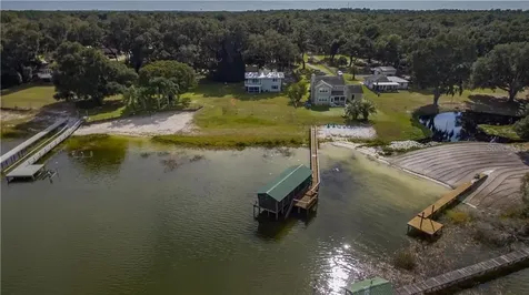 10695 SE Sunset Harbor Road Summerfield FL 34491