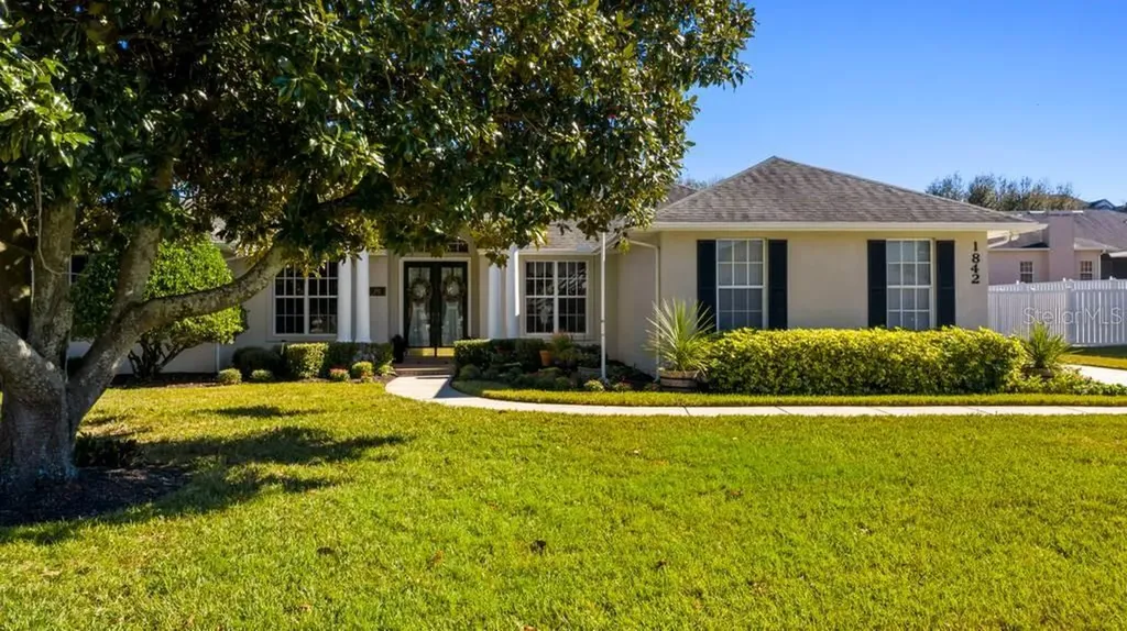 1842 Sandy Knoll Circle N Lakeland FL 33813