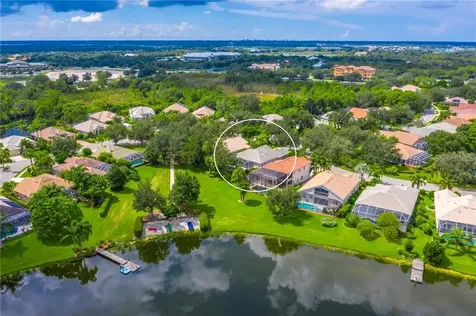 8301 Sailing Loop Lakewood Ranch FL 34202