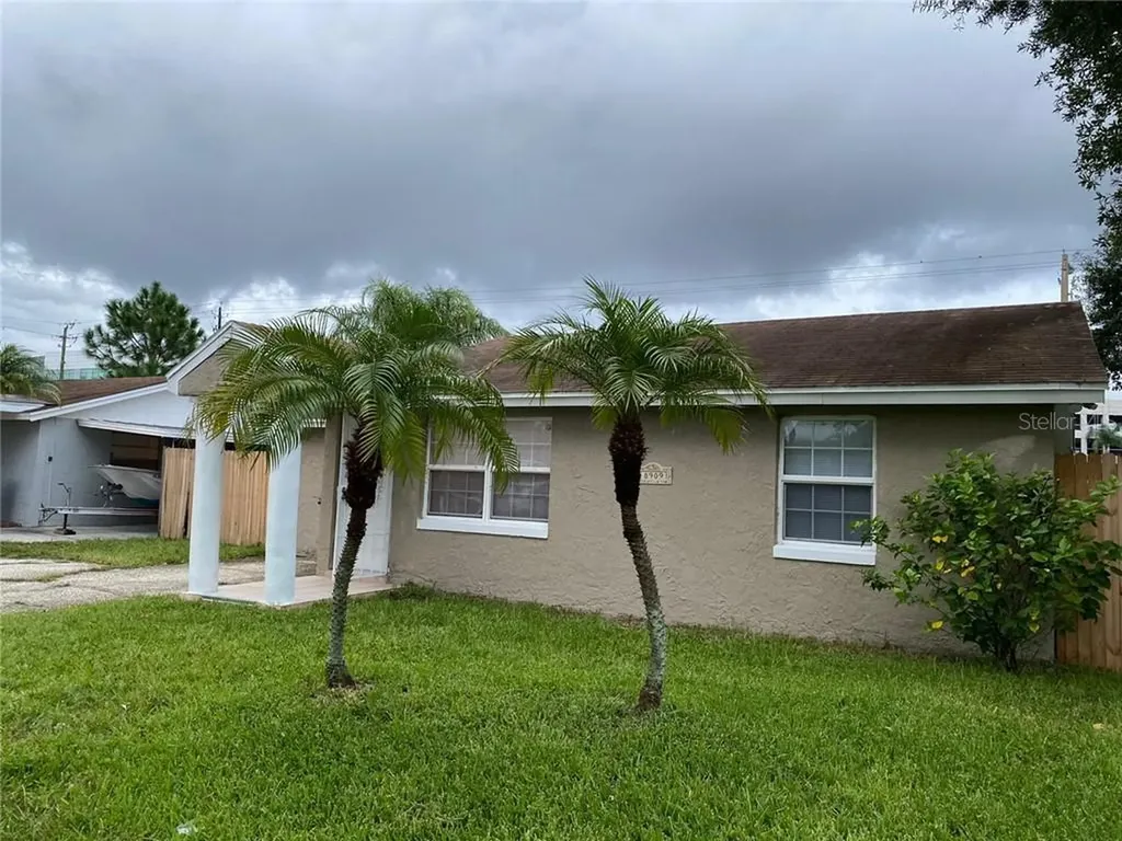 8909 Richfield Court Tampa FL 33634