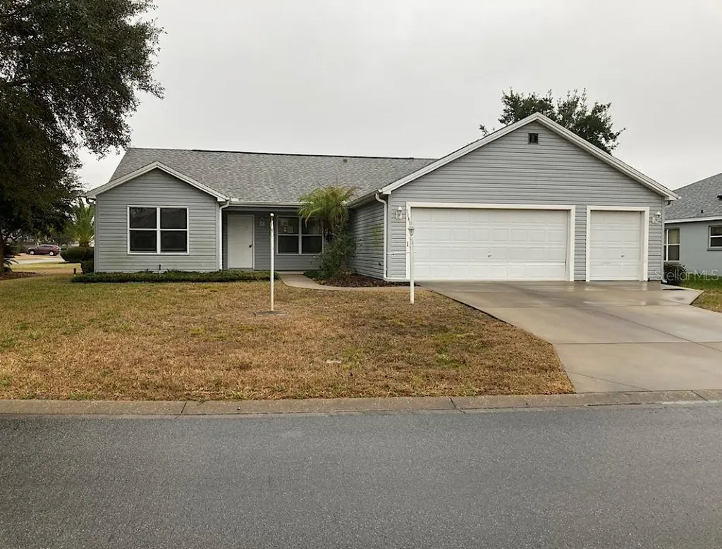 1141 Salido Avenue Lady Lake FL 32159