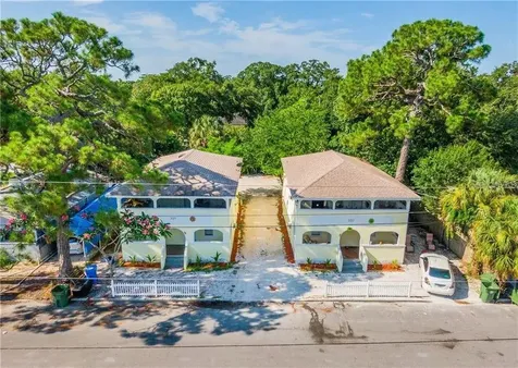 221 10th Avenue W Bradenton FL 34205