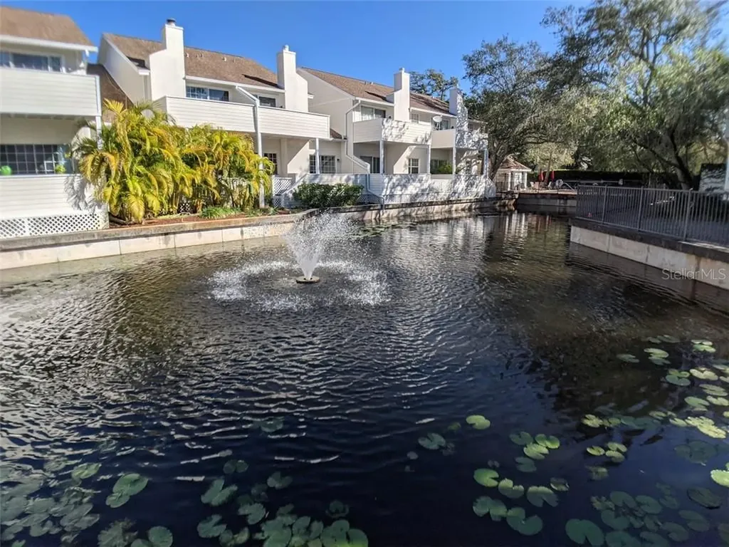 5222 S Russell Street Tampa FL 33611