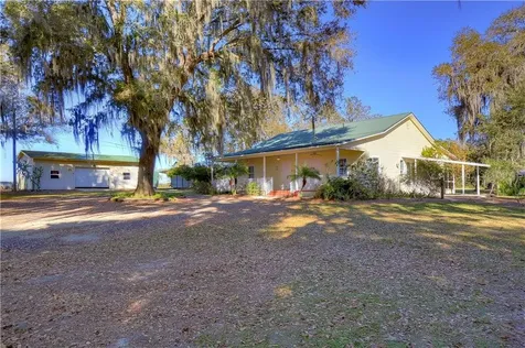 8304 Bob Wiggs Avenue Lithia FL 33547