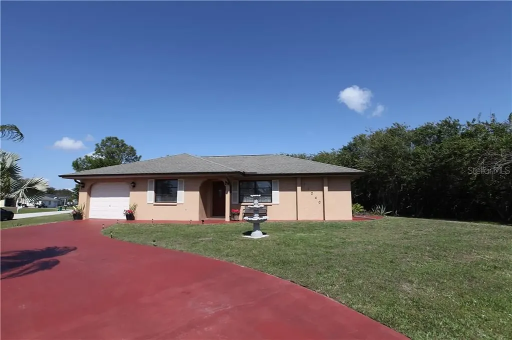 11040 Waterford Avenue Englewood FL 34224