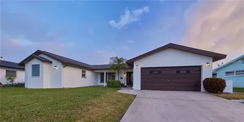 1353 51st Avenue NE St Petersburg FL 33703