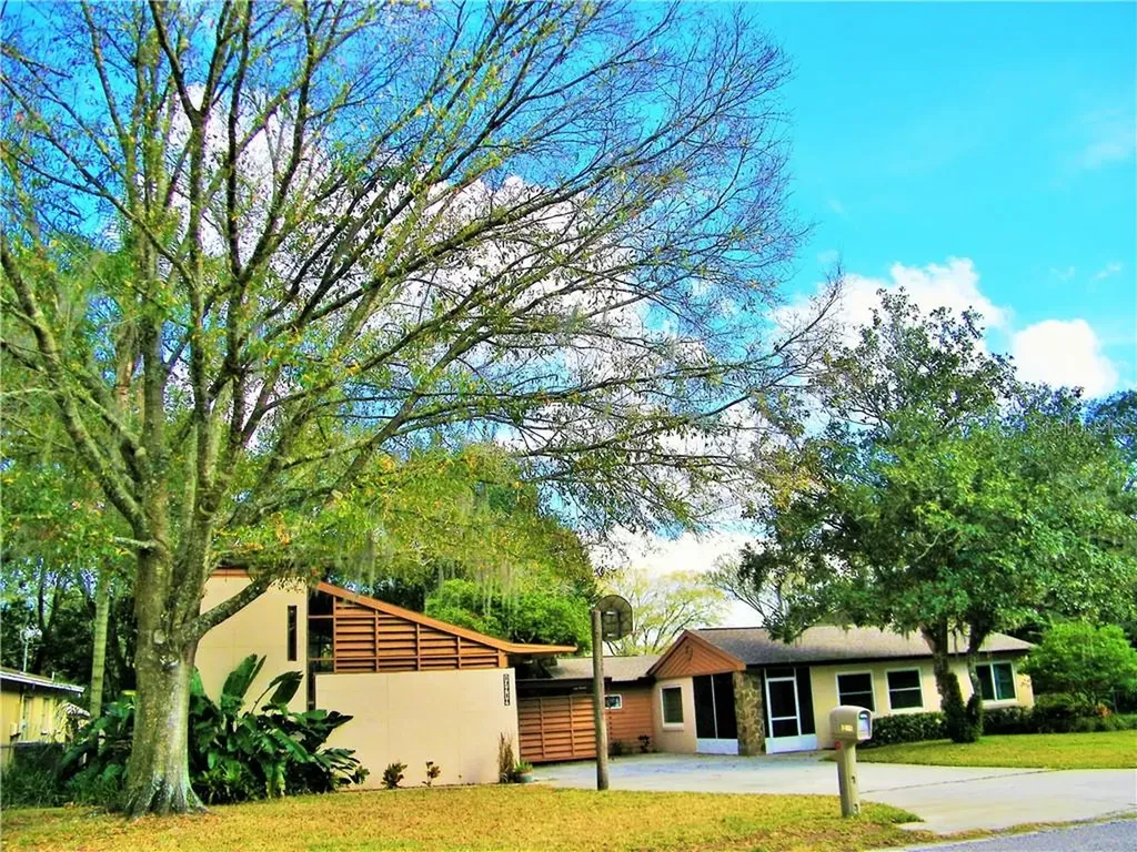 12919 N Rome Avenue Tampa FL 33612