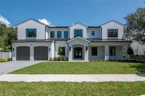 3017 W Lawn Avenue Tampa FL 33611
