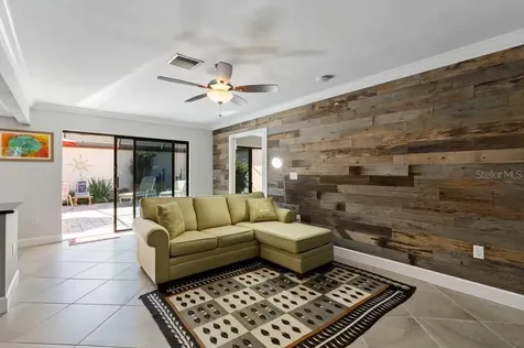 3957 Glen Oaks Manor Drive Sarasota FL 34232