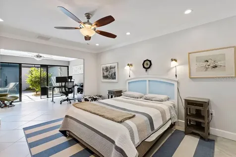 3957 Glen Oaks Manor Drive Sarasota FL 34232