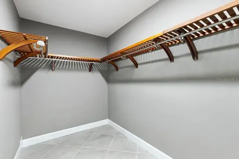 3957 Glen Oaks Manor Drive Sarasota FL 34232