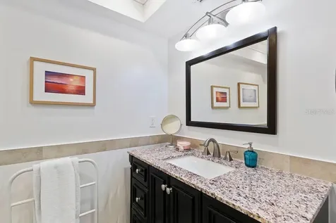 3957 Glen Oaks Manor Drive Sarasota FL 34232