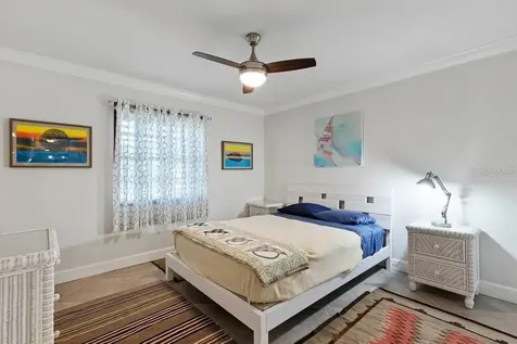 3957 Glen Oaks Manor Drive Sarasota FL 34232